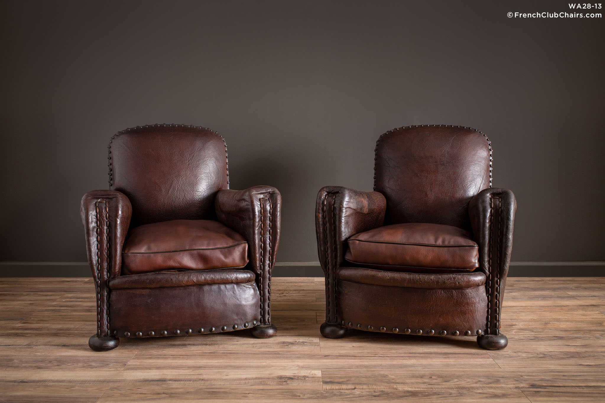WA_28-13_St_Imoge_Cinema_Nailhead_Pair_R_1TQ1-williams-antiks-leather-french-club-chair-wa_fcccom
